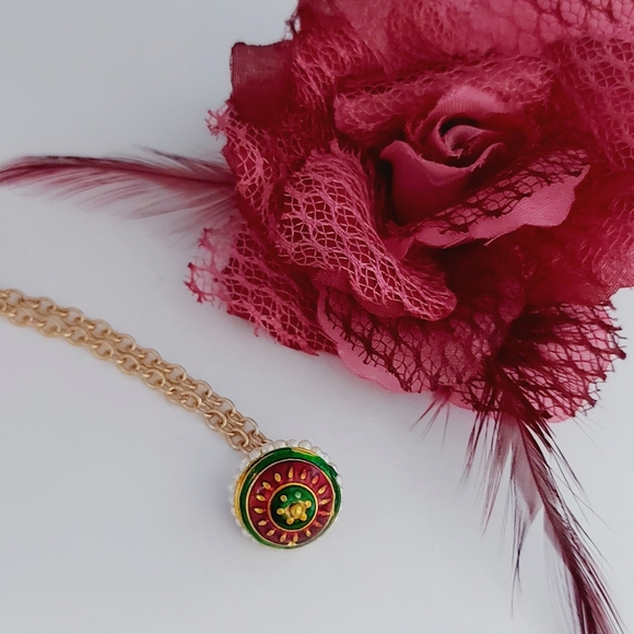 18K Gold plated Minimalist Choker - Picture 3 of 3